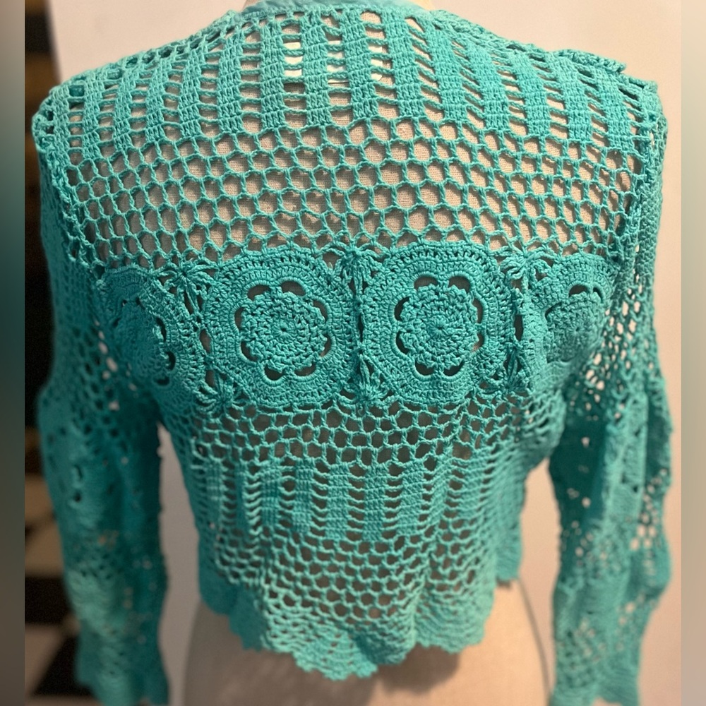 🆕 💕Beautiful Hand-crochet & Hand-dyed 100% Cotton Shrug in Teal - Picture 3 of 4